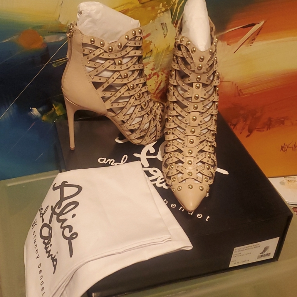SOLD NWB Alice +Olivia Reiy Studded Leather Cage Booties